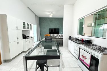 Casa &agrave; venda - 170m&sup2; - Jardim Bourbon