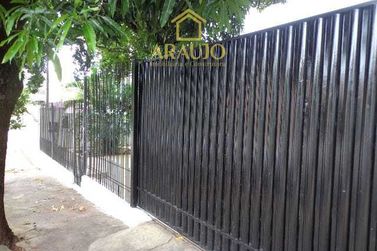 Casa para alugar - 380m&sup2; - Zona I