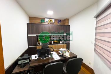 Casa &agrave; venda - 400m&sup2; - Zona II