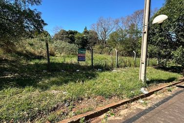 Terreno &agrave; venda - 217m&sup2; - GERA&Ccedil;&Atilde;O CIMA