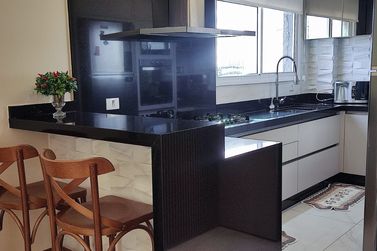 Apartamento &agrave; venda - 200m&sup2; - Zona I