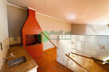 Casa &agrave; venda - 225m&sup2; - Zona II