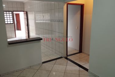 Casa para alugar - VITORIA REGIA