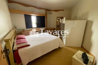 Sobrado &agrave; venda - 484m&sup2; - Zona II