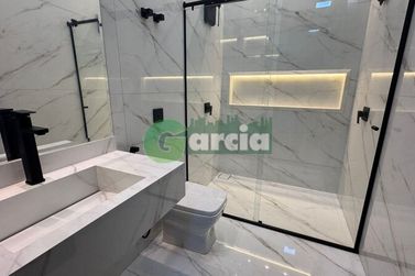 Casa &agrave; venda - 181m&sup2; - ZONA II