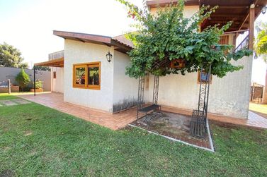 Casa &agrave; venda - 420m&sup2; - Zona I-a