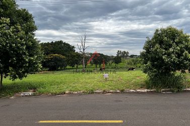 Terreno &agrave; venda - 246m&sup2; - Parque Residencial Metropolitano