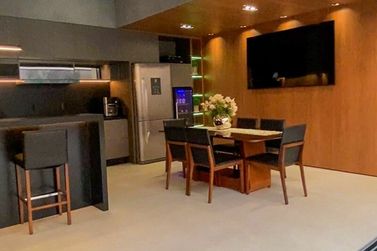 Casa &agrave; venda - 432m&sup2; - EURO PARK