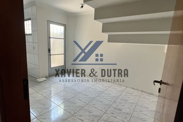 Sobrado &agrave; venda - 200m&sup2; - Zona II