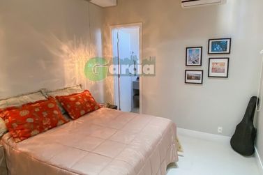 Casa &agrave; venda - 540m&sup2; - -