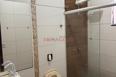 Casa &agrave; venda - 100m&sup2; - ZONA IV