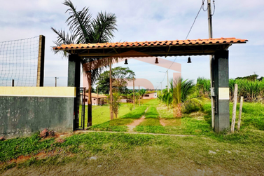 Ch&aacute;cara &agrave; venda - 4000m&sup2; - &Aacute;rea Rural