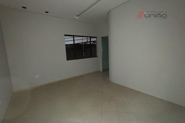 Sal&atilde;o Comercial para alugar - 600m&sup2; - Zona I