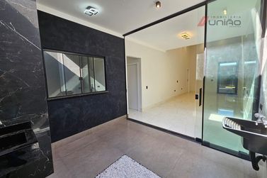 Casa &agrave; venda - 77m&sup2; - Jardim Estancia II