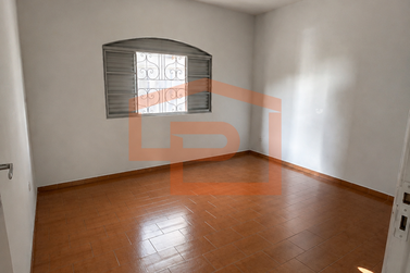 Casa &agrave; venda - 99m&sup2; - Zona VII