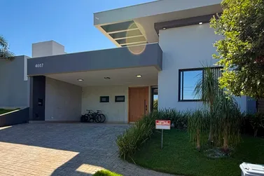 Casa &agrave; venda - 261m&sup2; - Mont Blanc Residence