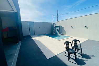 Ch&aacute;cara &agrave; venda - 280m&sup2; - Parque Colina Verde
