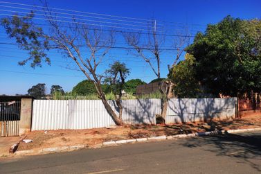 Terreno &agrave; venda - 360m&sup2; - Pr&oacute;ximo &agrave; Zaeli