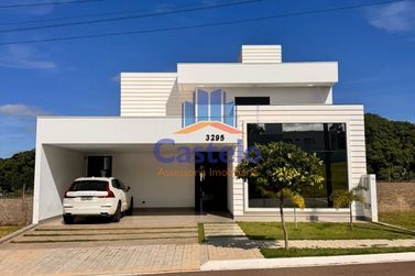 Casa &agrave; venda - 250m&sup2; - JARDIM BELVEDERE
