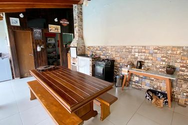 Sobrado &agrave; venda - 197m&sup2; - Zona II