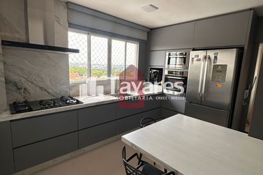 Apartamento &agrave; venda - 143m&sup2; - Zona III
