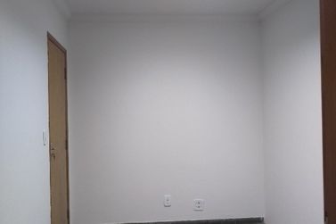 Sala Comercial para alugar - 240m&sup2; - Zona II
