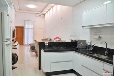 Casa &agrave; venda - 136m&sup2; - Parque Bandeirantes