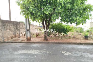 Terreno &agrave; venda - 269m&sup2; - Jardim Novo Mil&ecirc;nio
