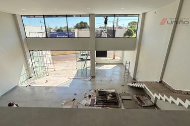 Sal&atilde;o Comercial para alugar - 358m&sup2; - Parque Residencial da G&aacute;vea