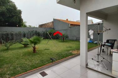 Casa &agrave; venda - 98m&sup2; - Jardim Paris