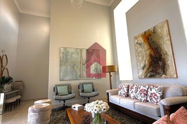 Casa &agrave; venda - 688m&sup2; - Condom&iacute;nio Residencial Soleil