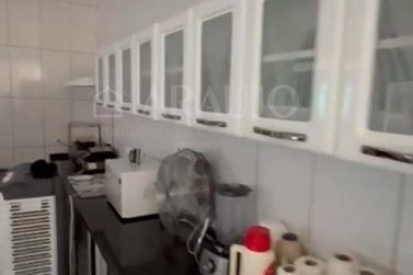 Sobrado &agrave; venda - 600m&sup2; - Centro