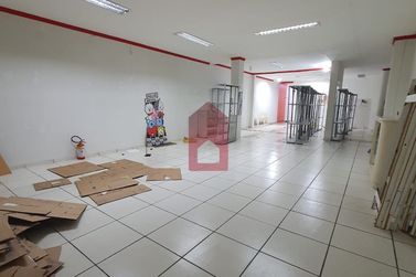 Sala Comercial para alugar - 6m&sup2; - Centro