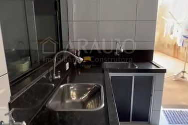 Sobrado &agrave; venda - 600m&sup2; - Centro
