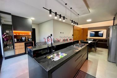 Casa &agrave; venda - 154m&sup2; - PAYSAGE UNIQUE CONDOMINIO
