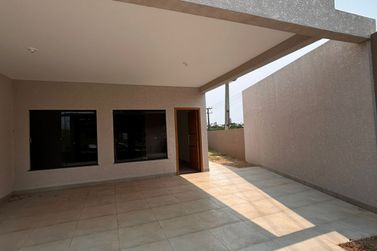 Casa &agrave; venda - 132m&sup2; - Jardim Azal&eacute;ia