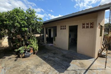 Casa &agrave; venda - 136m&sup2; - ZONA VI