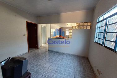 Casa &agrave; venda - 180m&sup2; - Parque San Remo III