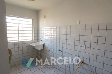 Apartamento &agrave; venda - 70m&sup2; - Zona II
