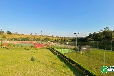 Terreno &agrave; venda - 243m&sup2; - Paysage Essenza Condom&iacute;nio