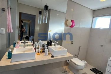Apartamento &agrave; venda - 378m&sup2; - Zona III