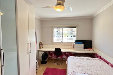 Sobrado &agrave; venda - 245m&sup2; - Zona II