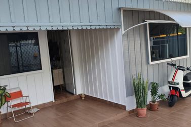 Casa &agrave; venda - 83m&sup2; - PARQUE SAN REMO III