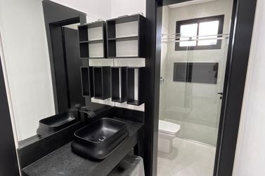 Sobrado &agrave; venda - 360m&sup2; - Condom&iacute;nio Royal Garden