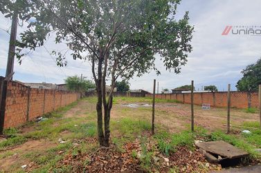 Sala Comercial &agrave; venda - 720m&sup2; - Parque 1&ordm; de Maio