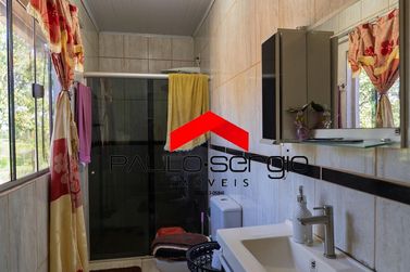 Ch&aacute;cara &agrave; venda - Br 323