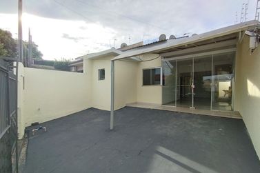 Casa para alugar - 61m&sup2; - PARQUE TARUMA