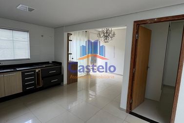 Casa para alugar - 187m&sup2; - ZONA IV