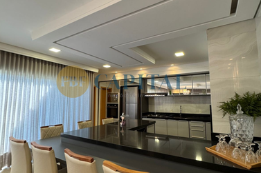 Apartamento &agrave; venda - 215m&sup2; - Jardim S&atilde;o Jos&eacute;