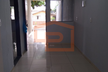 Casa &agrave; venda - 90m&sup2; - Zona VI